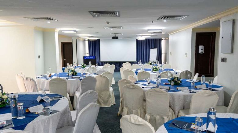 <b>Golden Tulip Dar City Center Ballroom</b>. Images powered by <a href="https://iceportal.shijigroup.com/" title="IcePortal" target="_blank">IcePortal</a>.
