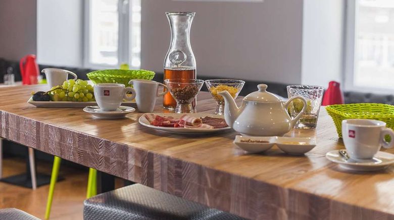 <b>UNO Design Hotel Restaurant</b>. Images powered by <a href="https://iceportal.shijigroup.com/" title="IcePortal" target="_blank">IcePortal</a>.