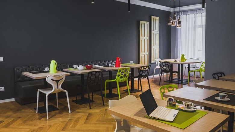 <b>UNO Design Hotel Restaurant</b>. Images powered by <a href="https://iceportal.shijigroup.com/" title="IcePortal" target="_blank">IcePortal</a>.