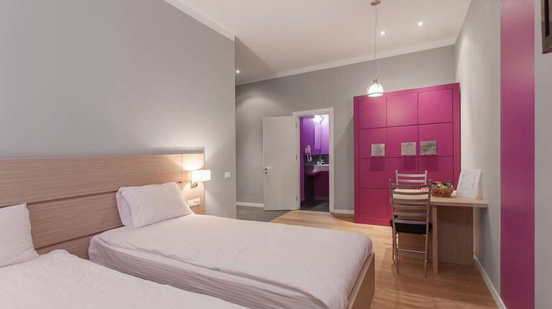 <b>UNO Design Hotel Room</b>. Images powered by <a href="https://iceportal.shijigroup.com/" title="IcePortal" target="_blank">IcePortal</a>.