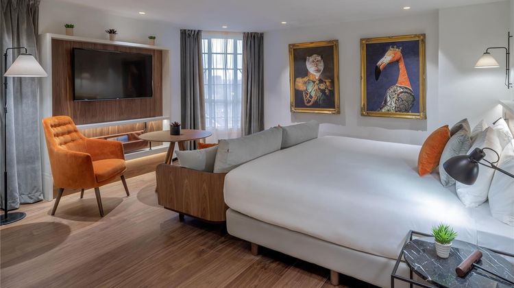 The Level at Melia White House Room
