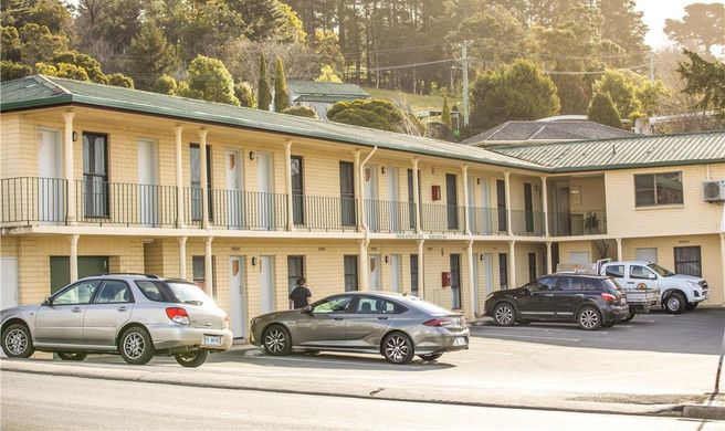 Nightcap at Riverside Hotel Exterior