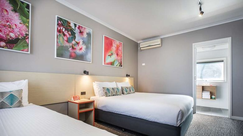 <b>Ferntree Gully, a Nightcap Hotel Room</b>. Images powered by <a href="https://iceportal.shijigroup.com/" title="IcePortal" target="_blank">IcePortal</a>.