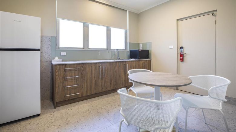 <b>Sandbelt Club Hotel Room</b>. Images powered by <a href="https://iceportal.shijigroup.com/" title="IcePortal" target="_blank">IcePortal</a>.