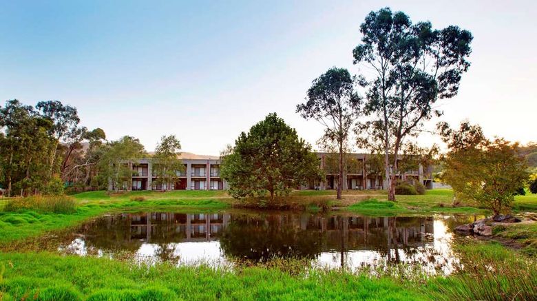 York on Lilydale Resort Exterior. Images powered by <a href="https://iceportal.shijigroup.com" target="_blank" rel="noopener">Ice Portal</a>.