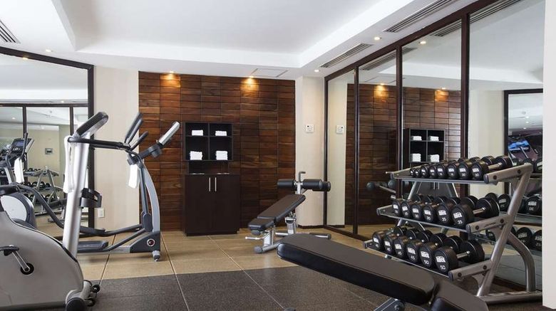 <b>Krystal Urban Aeeropuerto Health</b>. Images powered by <a href="https://iceportal.shijigroup.com/" title="IcePortal" target="_blank">IcePortal</a>.