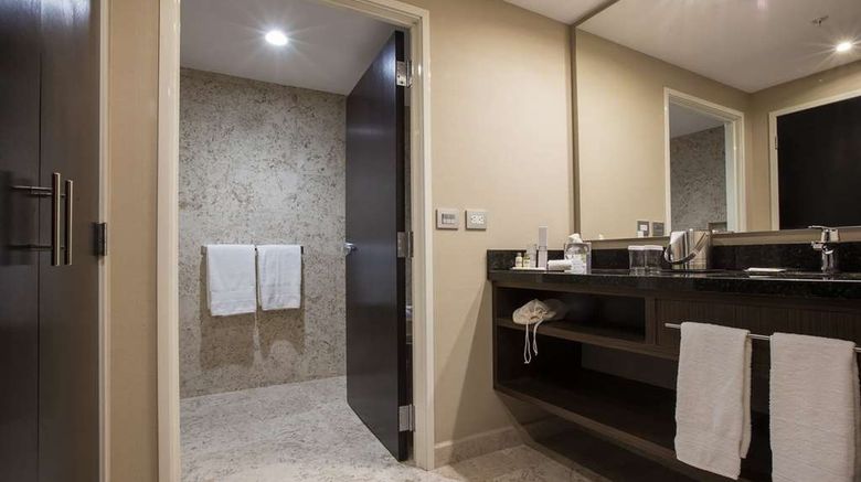 <b>Krystal Urban Aeeropuerto Suite</b>. Images powered by <a href="https://iceportal.shijigroup.com/" title="IcePortal" target="_blank">IcePortal</a>.