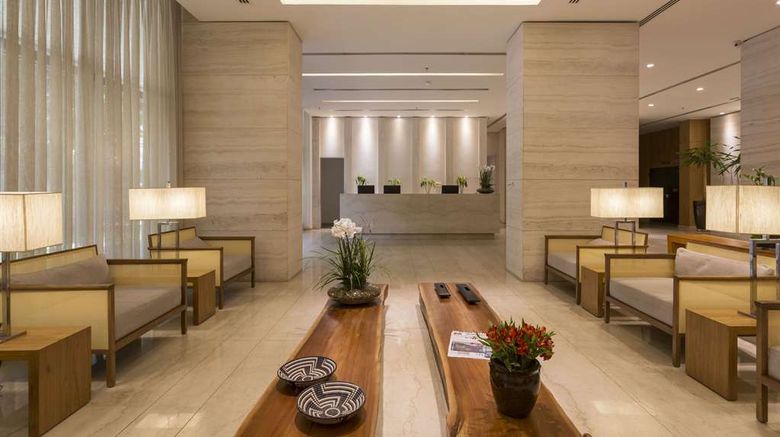 <b>Hilton Garden Inn Belo Horizonte Lobby</b>. Images powered by <a href="https://iceportal.shijigroup.com/" title="IcePortal" target="_blank">IcePortal</a>.