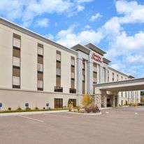 Hampton Inn & Suites Alliance