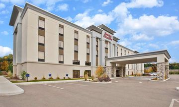 Hampton Inn & Suites Alliance