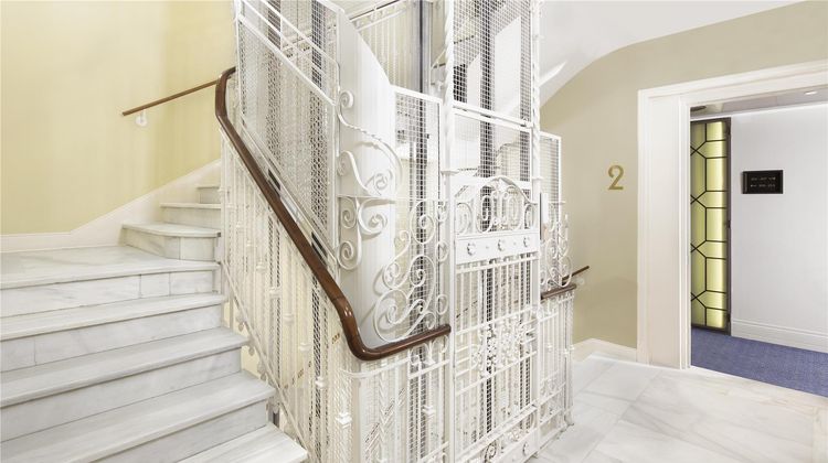 DoubleTree by Hilton Madrid - Prado Lobby