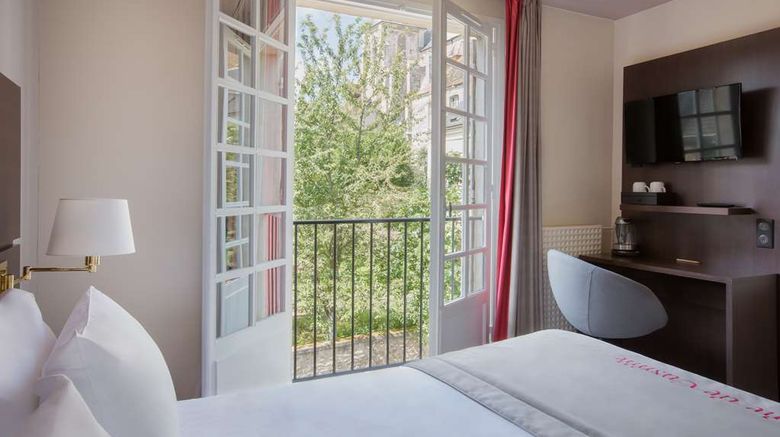 <b>Best Western Blanche de Castille Room</b>. Images powered by <a href="https://iceportal.shijigroup.com/" title="IcePortal" target="_blank">IcePortal</a>.
