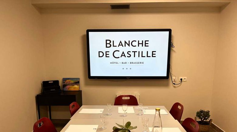 <b>Best Western Blanche de Castille Meeting</b>. Images powered by <a href="https://iceportal.shijigroup.com/" title="IcePortal" target="_blank">IcePortal</a>.