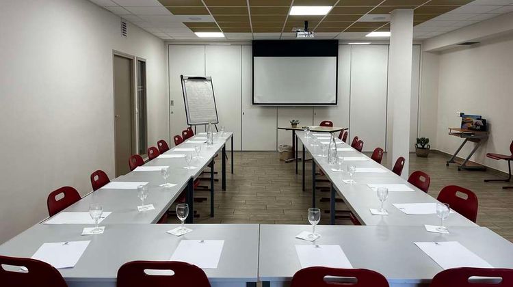 Best Western Blanche de Castille Meeting
