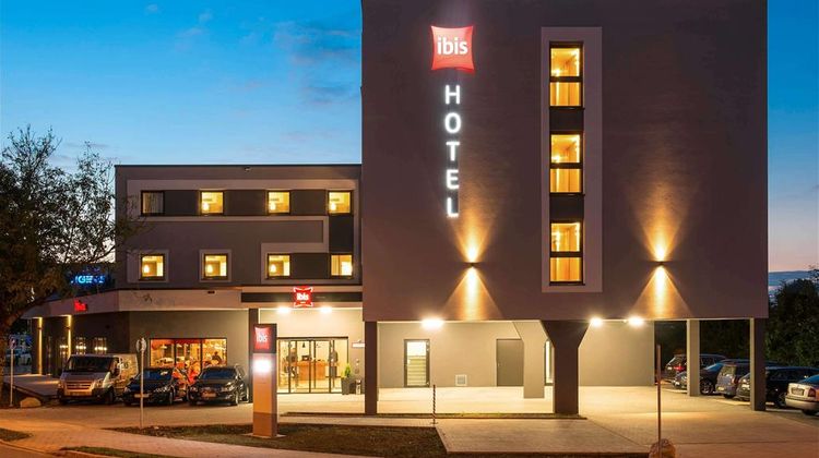 Ibis Muenchen Airport Sued Exterior