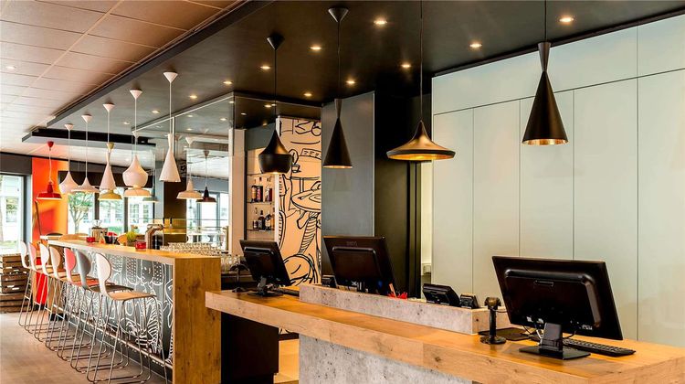 Ibis Muenchen Airport Sued Exterior