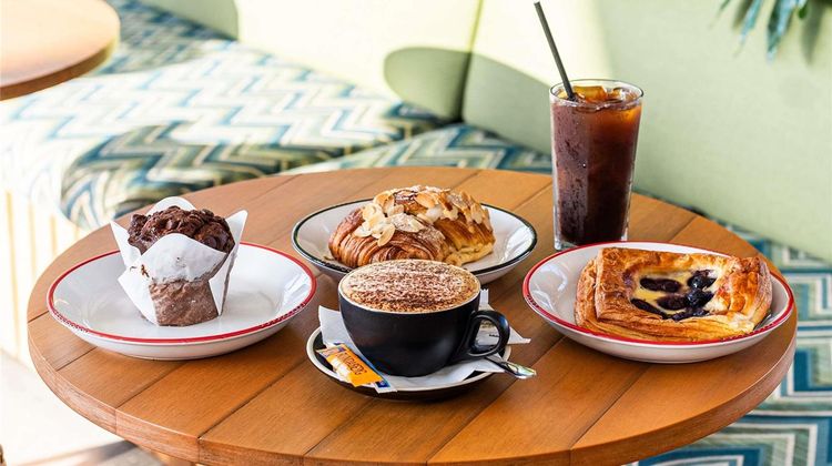 Novotel Darwin Airport Hotel Restaurant