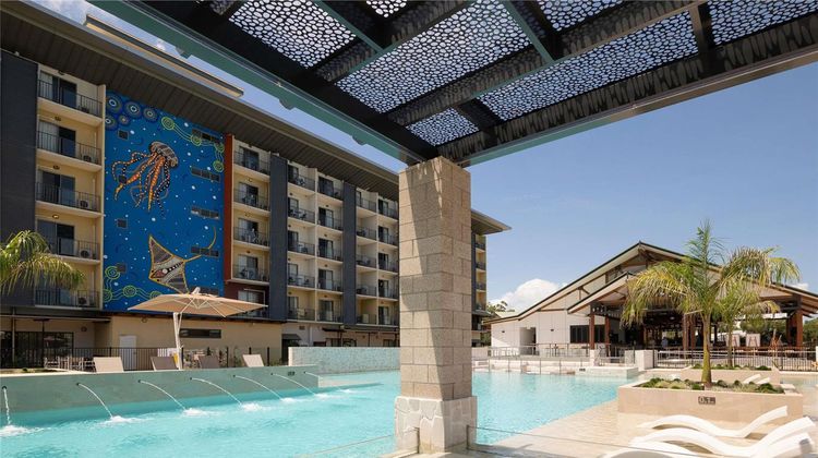 Novotel Darwin Airport Hotel Pool