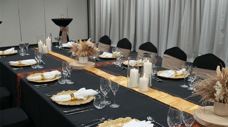 Novotel Darwin Airport Hotel Meeting