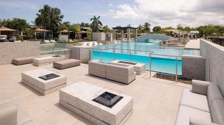 Novotel Darwin Airport Hotel Pool