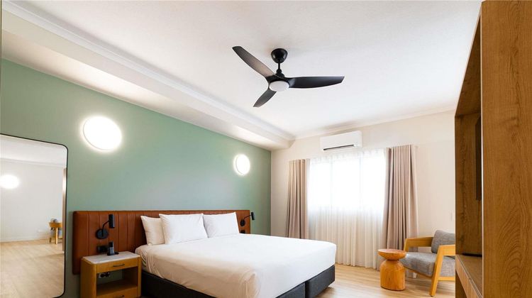 Novotel Darwin Airport Hotel Room