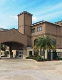 Baymont Inn & Suites Cuero