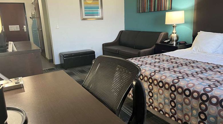 <b>Days Inn Alva Room</b>. Images powered by <a href="https://iceportal.shijigroup.com/" title="IcePortal" target="_blank">IcePortal</a>.