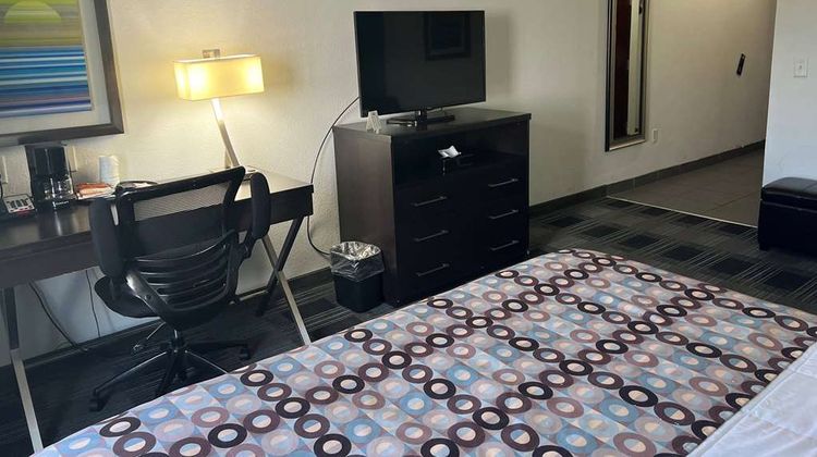 Days Inn Alva Room