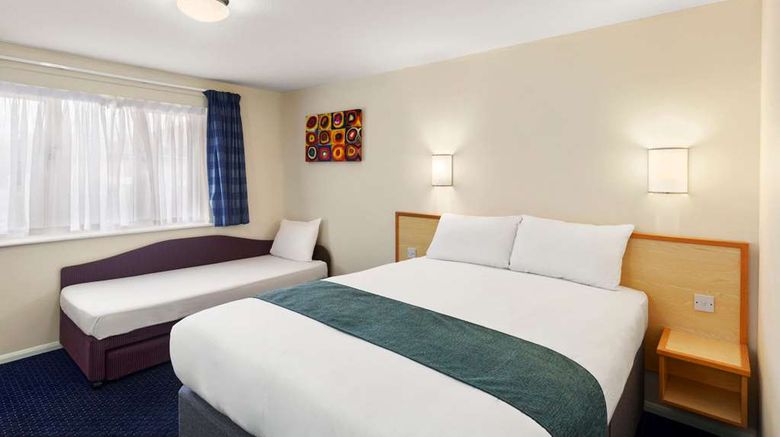 <b>Days Inn Sutton Scotney South Room</b>. Images powered by <a href="https://iceportal.shijigroup.com/" title="IcePortal" target="_blank">IcePortal</a>.