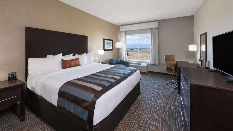 <b>Wingate by Wyndham Loveland Room</b>. Images powered by <a href="https://iceportal.shijigroup.com/" title="IcePortal" target="_blank">IcePortal</a>.