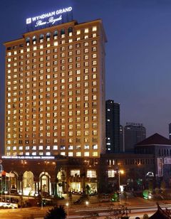 Wyndham Grand Plaza Royale Mingfa