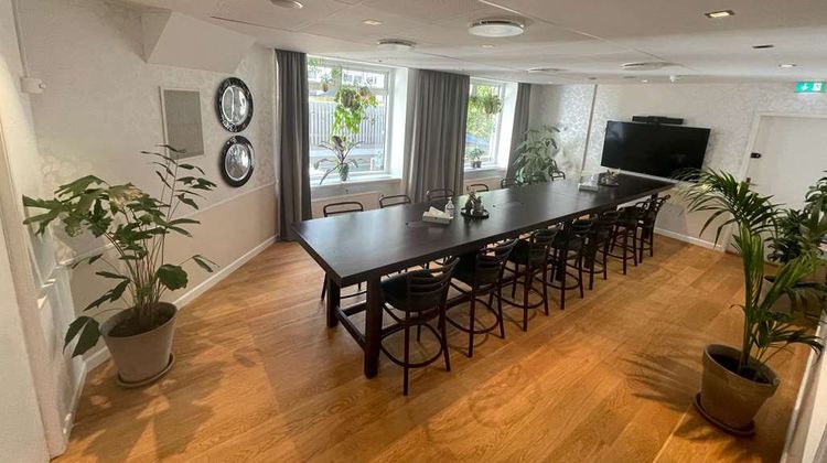 Hotel Mayfair Meeting