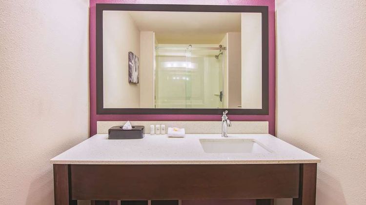 La Quinta Inn & Suites York Room
