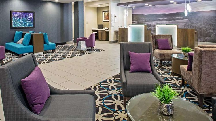 La Quinta Inn & Suites York Lobby