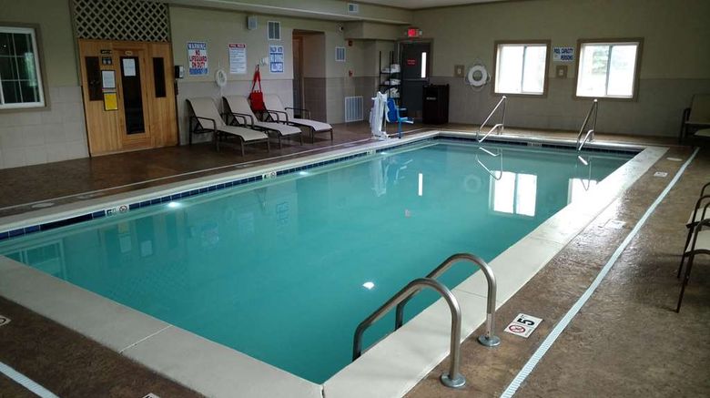 <b>Best Western Plus Crawfordsville Hotel Pool</b>. Images powered by <a href="https://iceportal.shijigroup.com/" title="IcePortal" target="_blank">IcePortal</a>.