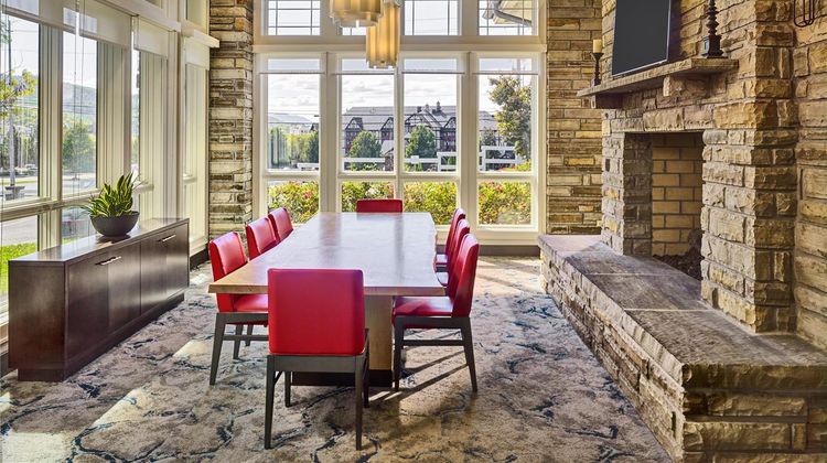 Hilton Garden Inn Pigeon Forge Lobby