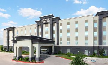 Hampton Inn & Suites San Antonio BCB