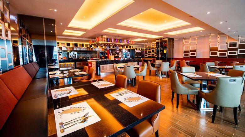 <b>Fullon Hotel Taoyuan Airport MRT A8 Restaurant</b>. Images powered by <a href="https://iceportal.shijigroup.com/" title="IcePortal" target="_blank">IcePortal</a>.