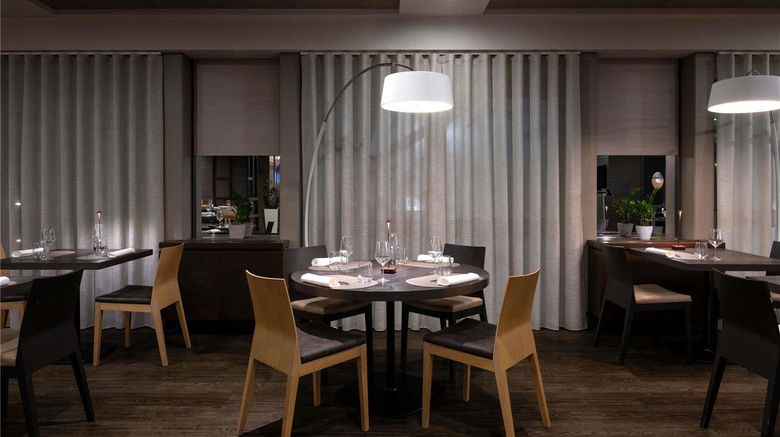 <b>Novotel Hotel Brescia 2 Restaurant</b>. Images powered by <a href="https://iceportal.shijigroup.com/" title="IcePortal" target="_blank">IcePortal</a>.