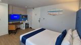 Days Inn Patong Beach Room