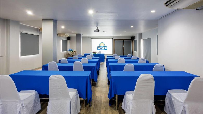 <b>Days Inn Patong Beach Meeting</b>. Images powered by <a href="https://iceportal.shijigroup.com/" title="IcePortal" target="_blank">IcePortal</a>.
