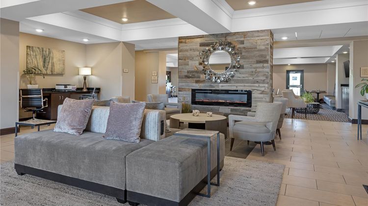 Best Western Plus Overland Inn Lobby