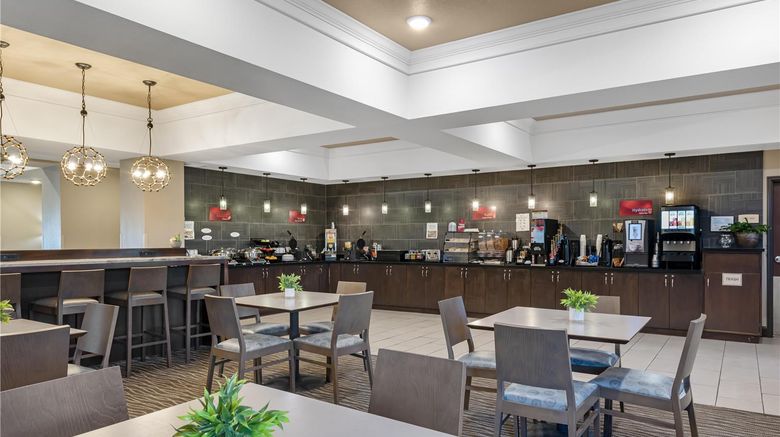 <b>Best Western Plus Overland Inn Restaurant</b>. Images powered by <a href="https://iceportal.shijigroup.com/" title="IcePortal" target="_blank">IcePortal</a>.