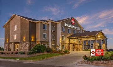 Best Western Plus Overland Inn