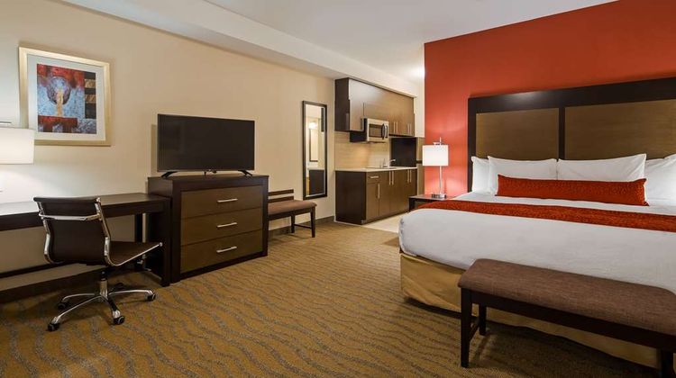 Best Western Plus Merritt Hotel Room
