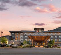 Best Western Plus Merritt Hotel Exterior