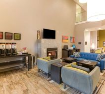 Hampton Inn White House Lobby