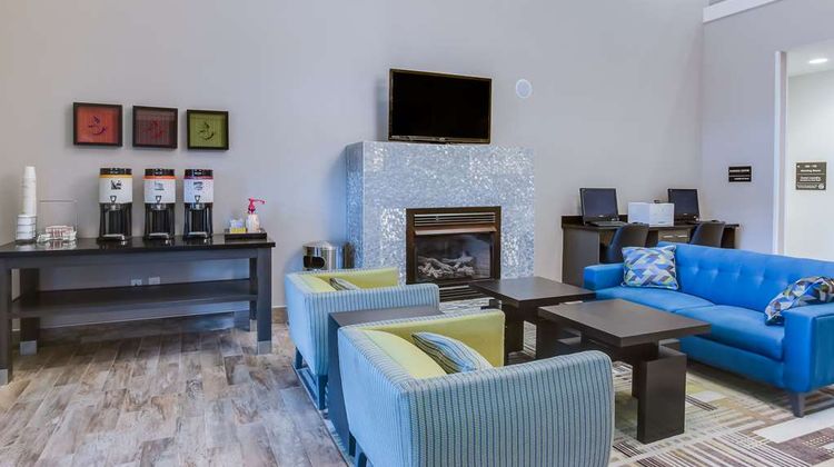 Hampton Inn White House Lobby