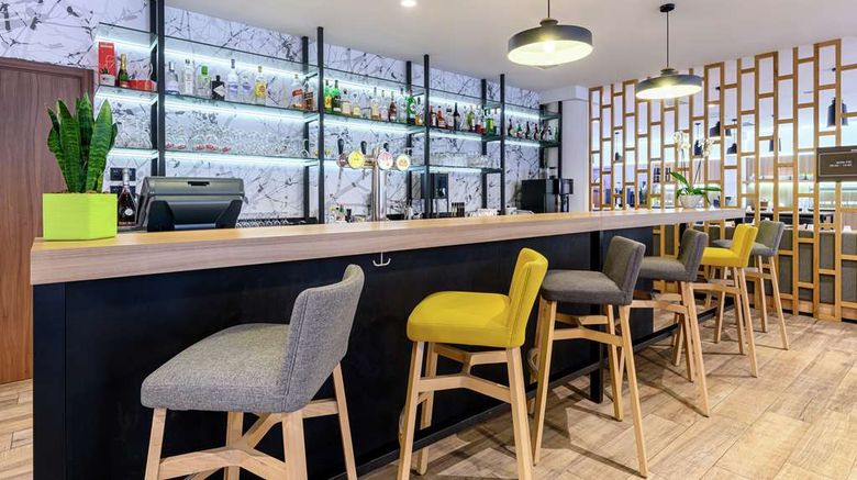 <b>Hilton Garden Inn Brussels City Centre Restaurant</b>. Images powered by <a href="https://iceportal.shijigroup.com/" title="IcePortal" target="_blank">IcePortal</a>.