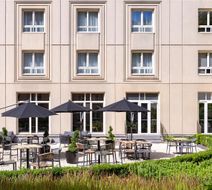 Hilton Garden Inn Brussels City Centre Exterior